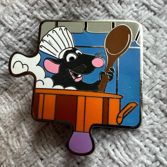 RARE LE 900 Ratatouille Pixar Character Connection Puzzle Mystery Disney Pin - Picture 3 of 4